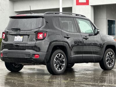 2023 Jeep Renegade - Photo 2