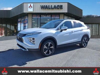 2026 Mitsubishi Eclipse Cross SE in White Diamond Pearl — front three-quarter view