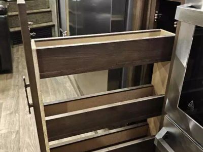 2019 Highland RV 427BHS — photo 21 view