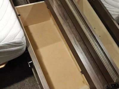 2019 Highland RV 427BHS — photo 50 view