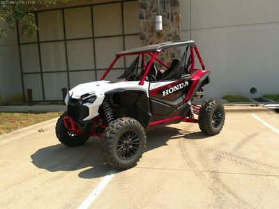 2025 Honda Talon 1000R FOX Live Valve - Photo 2