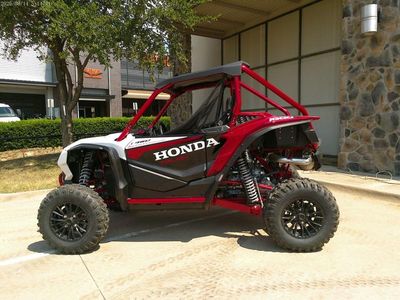 2025 Honda Talon 1000R FOX Live Valve - Photo 5