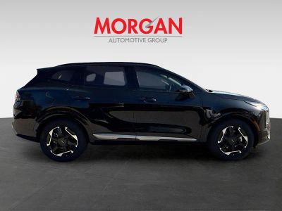 2026 Kia Sportage — engine compartment view
