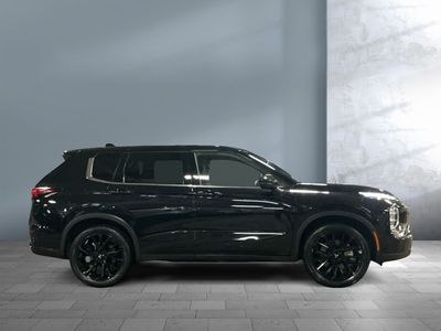 2023 Mitsubishi Outlander - Photo 5
