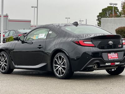 2026 Toyota GR86 - Photo 6