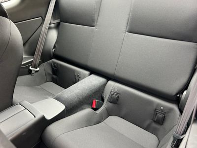 2026 Toyota GR86 - Photo 4
