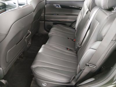 2025 Genesis GV80 - Photo 21