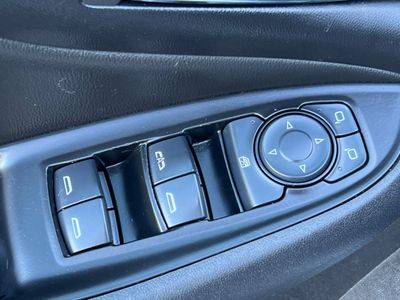 2016 Chevrolet Volt - Photo 13