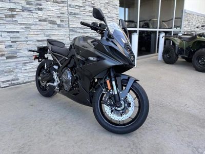 2025 Suzuki GSX-8R - Photo 2