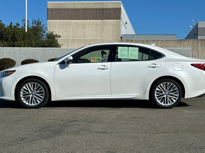 2013 Lexus ES 350 - Photo 9