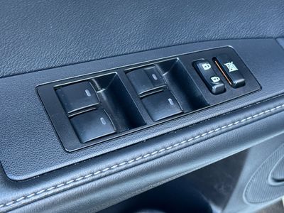 2013 Lexus ES 350 - Photo 13