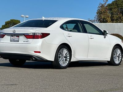 2013 Lexus ES 350 - Photo 2