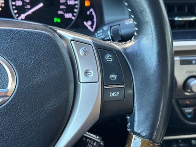 2013 Lexus ES 350 - Photo 27