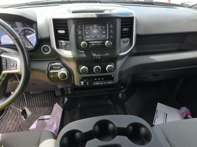 2024 Ram 2500 — photo 8 view