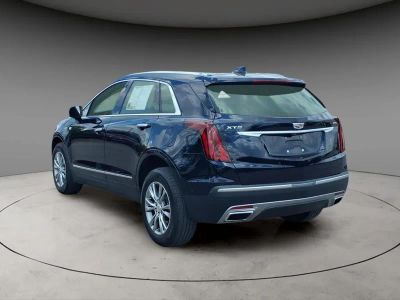 2021 Cadillac XT5 — rear three-quarter view
