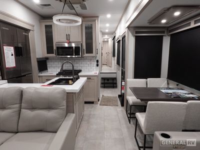 2025 Grand Design Solitude - Photo 7