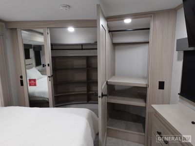 2025 Grand Design Solitude - Photo 14