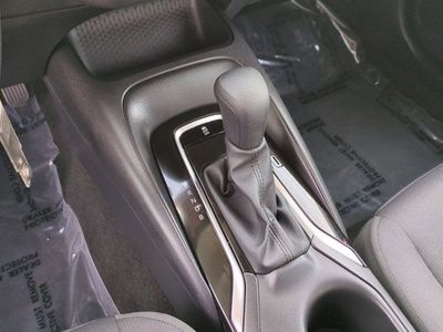2025 Toyota Corolla - Photo 13
