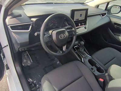 2025 Toyota Corolla - Photo 9