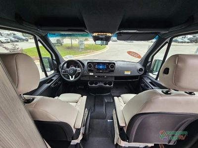 2025 Tiffin Motorhomes GT1 — photo 11 view