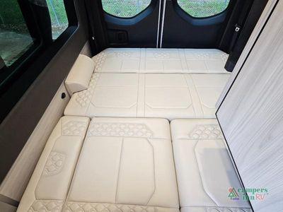 2025 Tiffin Motorhomes GT1 — photo 33 view