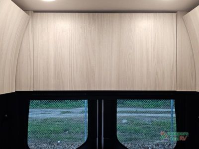 2025 Tiffin Motorhomes GT1 — photo 44 view