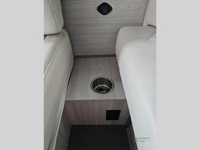 2025 Tiffin Motorhomes GT1 — photo 40 view
