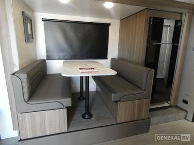 2025 Venture RV Sonic - Photo 14