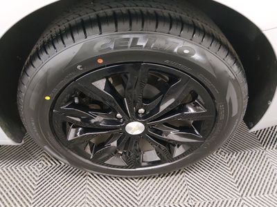 2020 Chevrolet Malibu - Photo 10