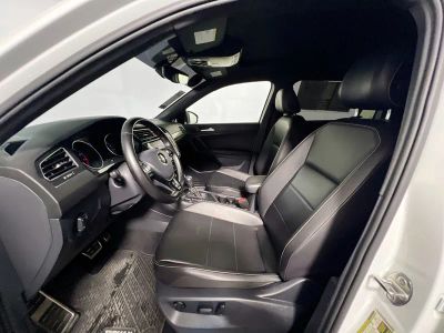 2021 Volkswagen Tiguan — photo 12 view