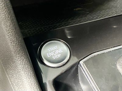 2021 Volkswagen Tiguan — photo 20 view