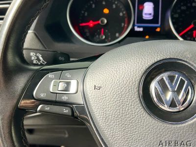 2021 Volkswagen Tiguan — photo 16 view