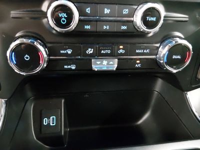 2024 Ford F-150 — photo 12 view