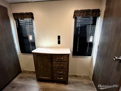 2025 Coachmen Catalina Legacy Edition - Photo 24