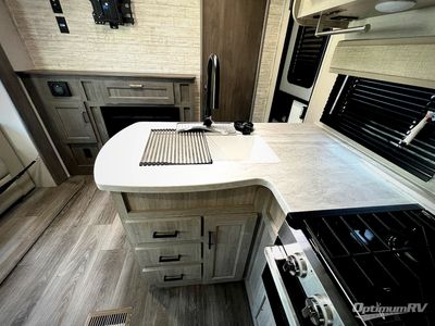 2025 Coachmen Catalina Legacy Edition - Photo 11