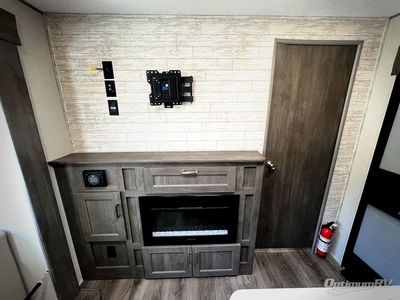 2025 Coachmen Catalina Legacy Edition - Photo 7