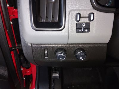 2020 Chevrolet Colorado — photo 13 view