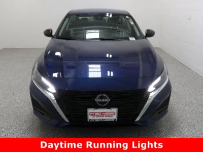 2024 Nissan Altima FWD - Photo 3