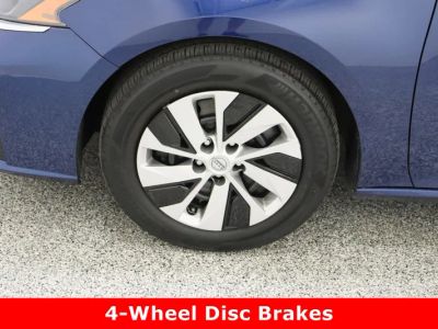 2024 Nissan Altima FWD - Photo 11
