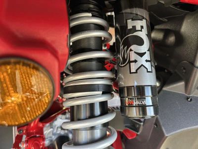 2026 Honda Talon 1000R FOX Live Valve - Photo 7