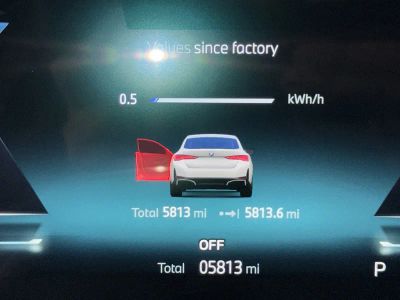 2025 BMW i4 — photo 24 view
