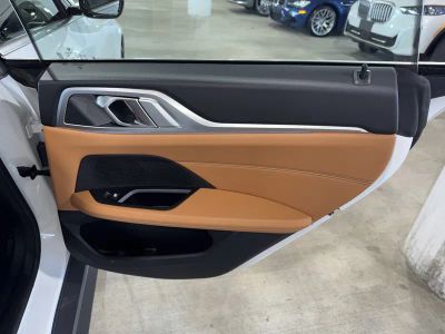 2025 BMW i4 — photo 10 view