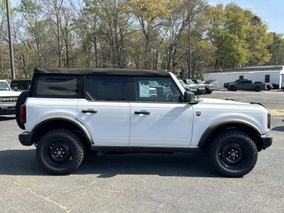 2026 Ford Bronco — photo 8 view