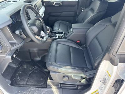 2026 Ford Bronco — photo 9 view