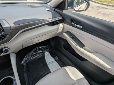 2024 Nissan Altima — photo 18 view