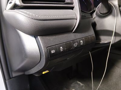 2024 Toyota Camry - Photo 13