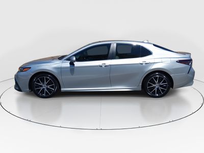 2024 Toyota Camry - Photo 4