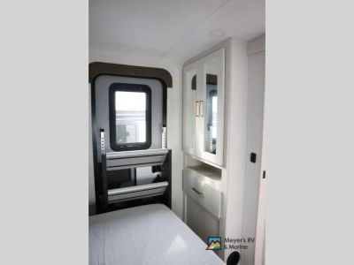 2026 Grand Design Transcend - Photo 19