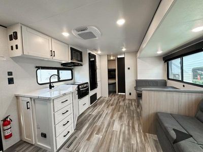 2026 Jayco Jay Flight SLX - Photo 12