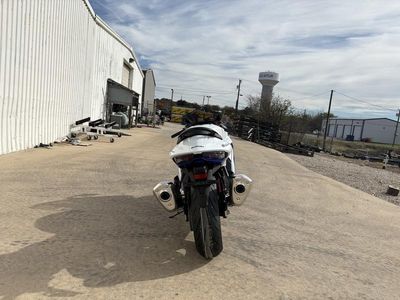 2026 Suzuki Hayabusa - Photo 6